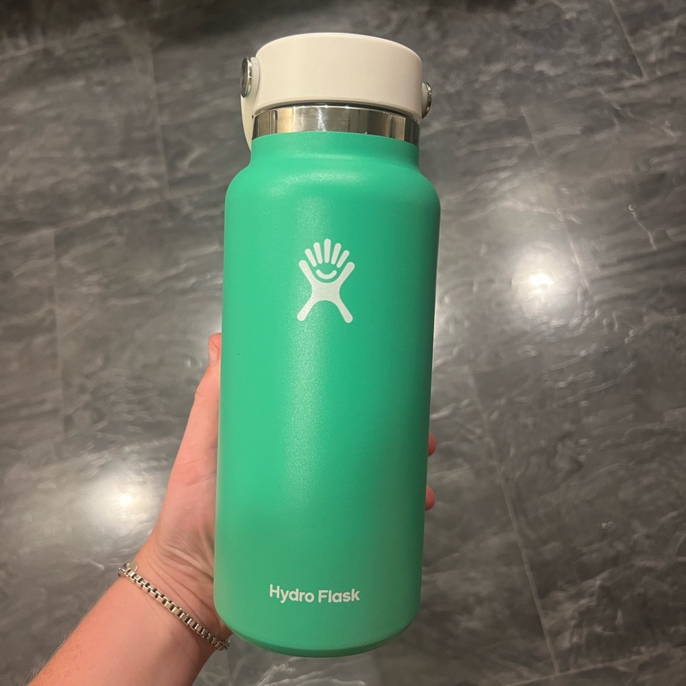 32 oz Hydroflask